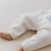 tenue de naissance personnalisée blanche brodée
